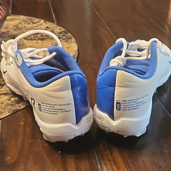 Girls youth baseball shoes - Picture 5 of 7